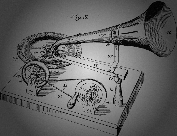 Patent drawing of a hand-cranked gramophone with a large horn